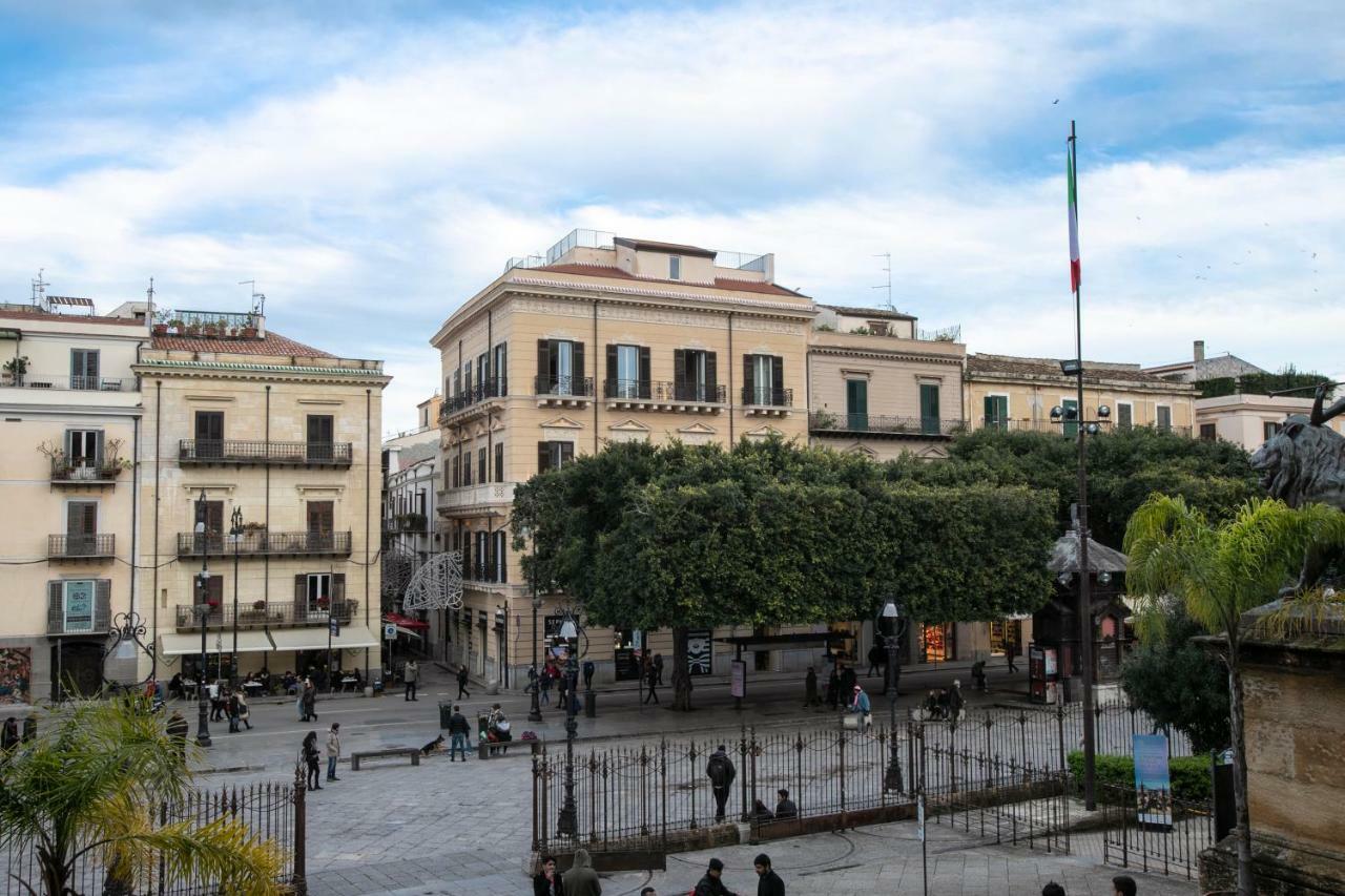 Palazzo Sovrana Serviced Luxury Apartments Palermo Luaran gambar